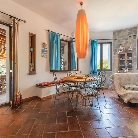 Villa Adelida