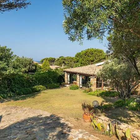 Villa Adelida *